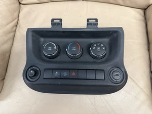 11-13 Jeep Wrangler AC Heat Climate Temperature Control - Picture 1 of 10