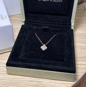van cleef & arpels necklace - Picture 1 of 3
