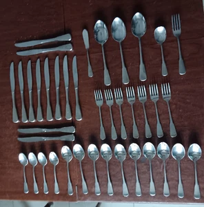 39-teiliges Set Oneida Minuteman Kolonial Boston SSS Edelstahl mit Servier-STÜCKEN - SCHÖN! - Bild 1 von 5