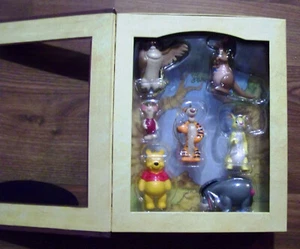 VINTAGE STORYBOOK CHRISTMAS ORNAMENTS WINNIE THE POOH & FRIENDS IN COLLECTOR BOX - Picture 1 of 11