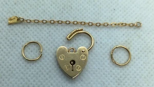 9ct yellow gold 13mm padlock clasp safety chain 2 Jump rings weight 1.9 grams - Picture 1 of 6