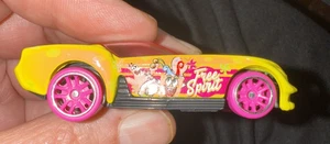 Hot Wheels Spongebob Squarepants 2/5 Pony-Up Ford Mustang - Picture 1 of 6