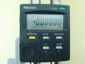Mitutoyo 192-670 0-12"/0-300mm multi-function digimatic hight gage double column - Picture 1 of 9