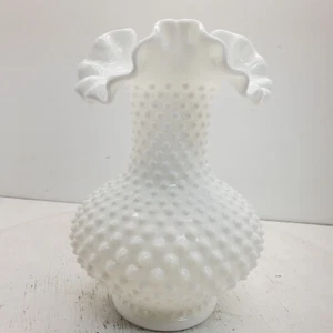Fenton Hobnail Milchglas gekräuselte Vase - Bild 1 von 6