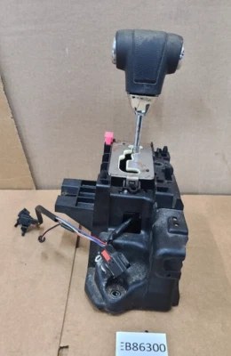 OEM 2012 DODGE RAM 1500 ЦЕНТРАЛЬНАЯ КОНСОЛЬ ПЕРЕКЛЮЧАТЕЛЬ ПОЛА ПЕРЕКЛЮЧАТЕЛЬ РЫЧАГ ПЕРЕКЛЮЧЕНИЯ ПЕРЕДАЧ - Изображение 1 из 4