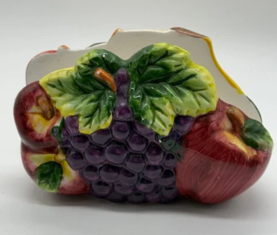 Servilletero de cerámica fina pintado a mano de uva KMC de colección Foto 1 de 4