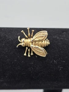 Metropolitan Museum Of Art Antiqued 24K Gold Plated Barberini Pin Bee Brooch - Picture 1 of 6