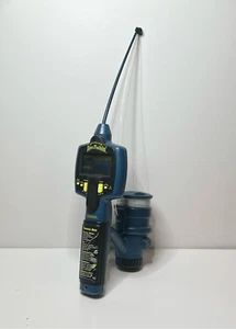 ULTIMATE BASS FISHIN' 1998 Radica Electronic Handheld Fishing Pole Game *READ* - Picture 1 of 10