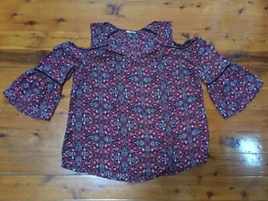 AUTOGRAPH BLACK/RED FLORAL COLD SHOULDER FLUTE SLEEVE TOP SIZE: 18-20? BNWOT - Picture 1 of 5