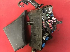 2007 07 SUBARU TRIBECA OEM FACTORY UNDER HOOD FUSE BOX POWER FUSEBOX - Picture 1 of 3