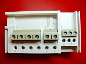 Beckhoff AX 5901 AX5901 AX-Bridge Modulo Distribuzione Alimentazione SPEDIZIONE GRATUITA - Foto 1 di 2