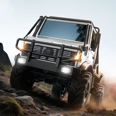 MN333 U4000 1/18 Full Scale 4WD Remote Control Car Climbing Off-Road Vehicle Toy - Image 1 of 4