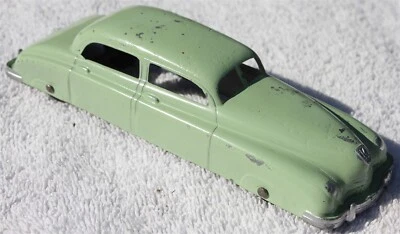 Vintage Tootsie Toy #746 Kaiser 4 Door Sedan Light Green 6" U.S.A. - Image 1 of 4