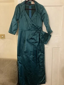 Vestido de Teatro Ex Royal Exchange Disfraz Años 50 Verde Satinado Cuello en V Lazo Talla UK 12 - Imagen 1 de 6