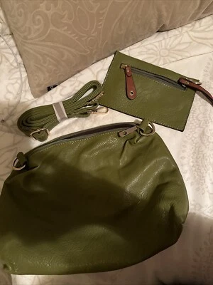 Bandolera/cartera verde oliva Scarleton Incluye Muñequera Foto 1 de 4