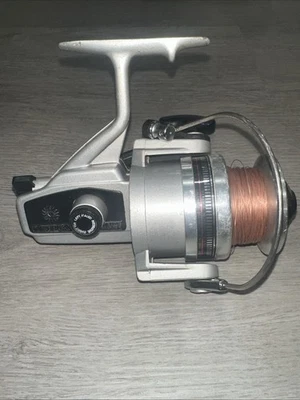 DAIWA 2800X BAlLL BEARING REEL LEFT OR RIGHT HAND RETRIEVE - Image 1 of 4