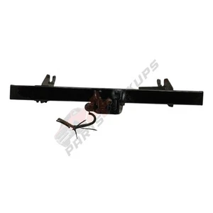 2014 Toyota Hilux Invincible Rear Towbar 2006-2015 - Picture 1 of 12