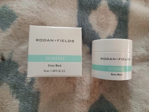 Rodan + Fields ~ Ricarica - Maschera Detox - Maschera Detox Carbone - Nuovo con scatola/sigillato - Foto 1 di 5