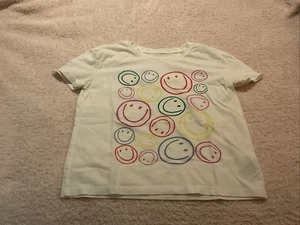 GAP KIDS SMILEY FACE SIZE XL(12) TRENDY SHORT SLEEVE TEE GIRLS CUTE YOUTH - Picture 1 of 3