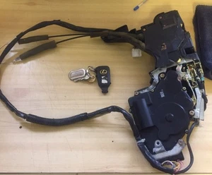 Lexus Ls430 Soft Close Door Actuator Ul Ultra Luxury Drivers Right Front - Picture 1 of 1