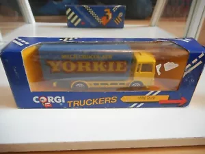 Corgi MAN Truck "Yorkie" in gelb/blau in Box - Bild 1 von 1