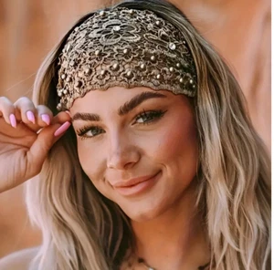 โจ Hollowed Lace Headband ๐ Pearl & Rhinestone Coffee Color Hairband ๐ Elegant - Picture 1 of 5