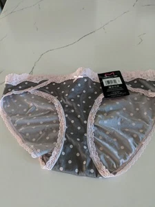 MAIDENFORM Comfort Devotion Lace Back Tanga Panty Polka Dots 40159 Size M 6 - Picture 1 of 4