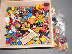 JUGUETES: Caja de madera con antiguo almacén de piezas de repuesto / repuestos ¡¡GUAU!!! - Imagen 1 de 7