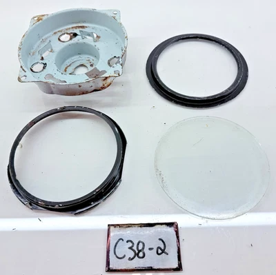 Carcasa velocímetro Willys Jeep CJ5 CJ6 años 50 y 60 OEM, lente, bisel C38-2 Foto 1 de 4