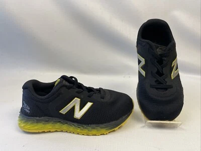 New Balance Fresh Foam Arishi Sneakers Boys Size 8.5 Black Yellow EUC - Image 1 of 4