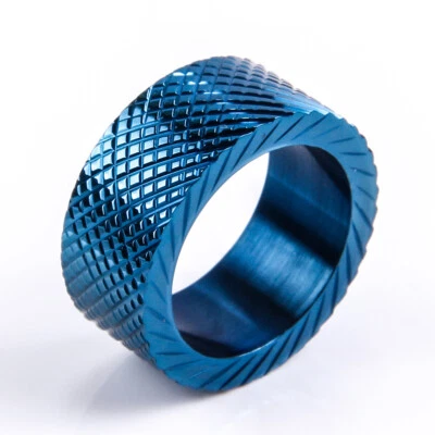 Vintage Elegant Pattern Wedding Bands Stainless Steel Women's Men's Biker Ring - Image 1 of 2