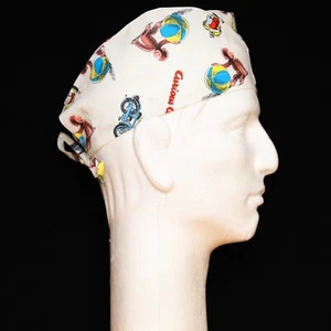 Curious George Spielbälle auf weißem Motiv Scheuermütze - Bild 1 von 1