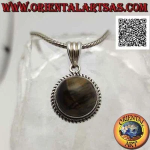 Ciondolo in argento 925‰ occhio di tigre tondo striato contornato da intreccio - Foto 1 di 4