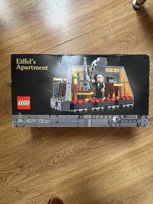 LEGO Eiffel Towers Apartment 40107 Retired Set Sealed - Image 1 of 4