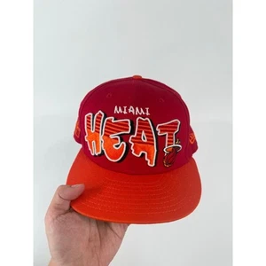 Sombrero Miami Heat Snapback Rojo Naranja New Era 9Fifty Madera Dura Clásicos Talla M-L NBA - Imagen 1 de 6