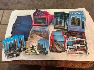 Lot of 207 Post Cards Of Detroit MI Unposted, Cobo Hall Ambassador Bridge &More - Picture 1 of 21
