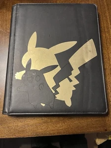 Carpeta Ultra Pro Pokemon TCG Elite Series Pikachu 50+ cartas incluidas ver imagen - Imagen 1 de 12