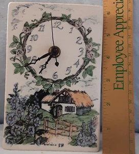 Vintage Englischer Stil Keramik Quarz Uhr Englische Landseite. Funktioniert super - Bild 1 von 2