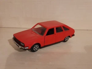 JOUET ANCIEN NOREV PLASTIQUE RENAULT 20 TL N°228 - Imagen 1 de 3