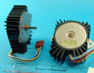 Panasonic MATSUSHITA - 55SI-25D AWC - Motor, Stepper. 12V 36 Ohm 7.5 Deg 6 Wire. - Picture 1 of 7