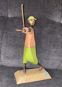 Original Authentic GOLFER FIGURINE SCULPTURE by MANUEL FELGUEREZ VINTAGE SIGNED - Picture 1 of 7