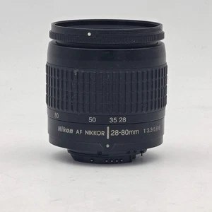 Nikon AF NIKKOR 28-80mm f/3.3-5.6 - Imagen 1 de 3