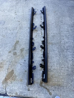 Jeep Gladiator/Rubicon Rock Sliders 2020-2024 OEM 2 piezas Foto 1 de 4