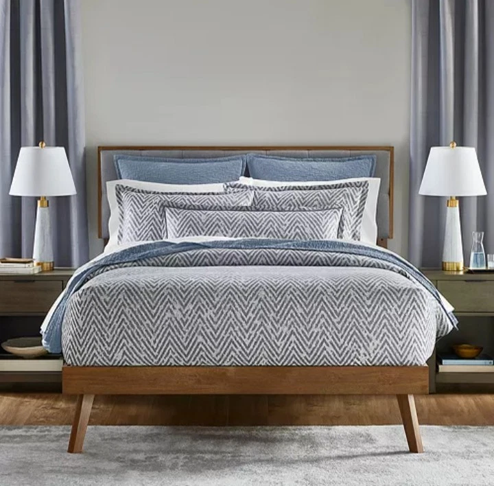 Hudson Park "Distressed Chevron" Italian 3 Pc QUEEN Duvet & Shams, Indigo, NWOT - Image 1 of 4