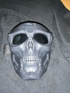 black skull mask - Picture 1 of 5