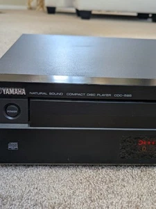 Yamaha CDC-585 5-Disc Compact Disc Player - Turns On, Rotates Disks - Picture 1 of 9