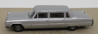 Micro Praline Ho 1/87 Cadillac 70 Limousine Di Lusso Grigio Chiaro IN Metallo N - Immagine 1 di 4