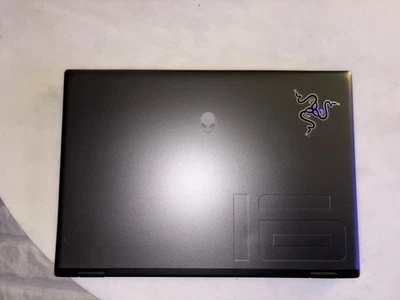 Alienware M16 R2 Gaming Laptop Intel Ultra 9 185H, 32GB ram, RTX 4060, 1TB SSD - Image 1 of 4