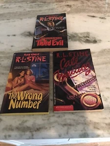 3 Mix Lot Fear Street Cheerleaders & Wrong # By Rl Stine 90s Books - Picture 1 of 8