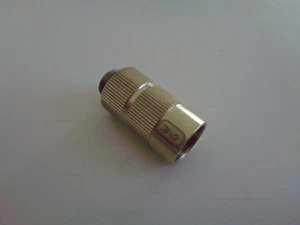 WG Diamond FC Fiber Optic Connector Adapter - Picture 1 of 3